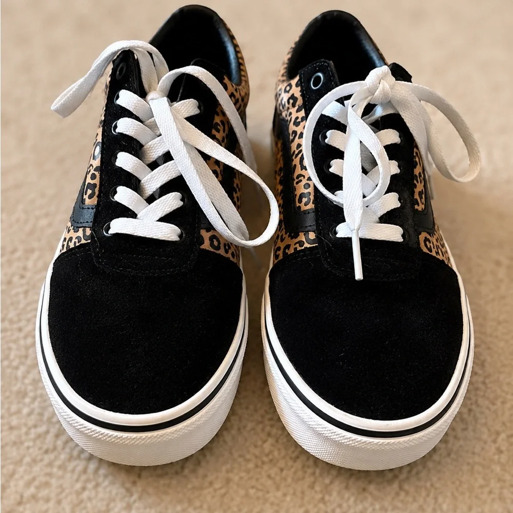 Vans Women's Old Skool Leopard Print Sneakers - Black/Tan